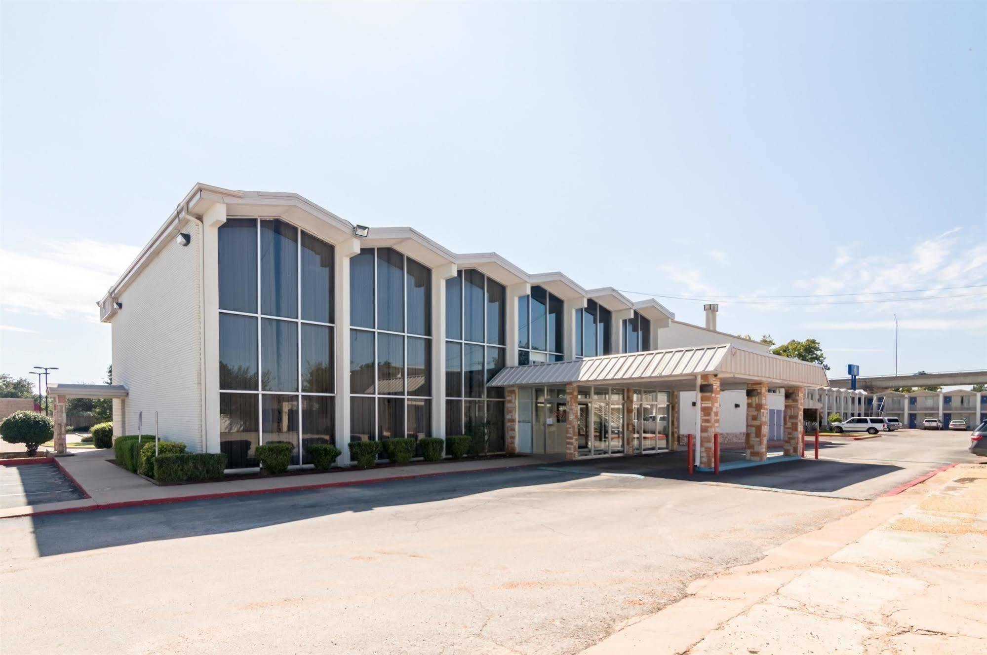 Delux Inn Wichita Falls Ngoại thất bức ảnh